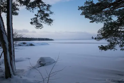 FotograFia-bildmix-vinter-landskap-frystsjo-skymning