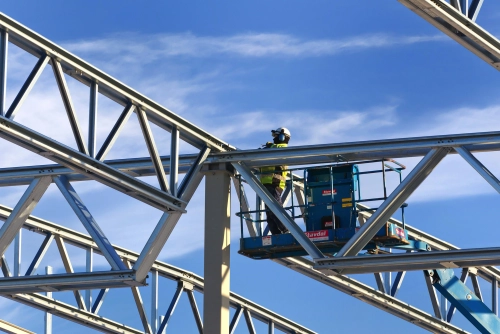 FotograFia-byggnation-slivret-stomme-takstolar