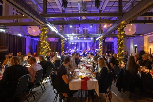 FotograFia-foretag-event-harrys-julbord-underhallning