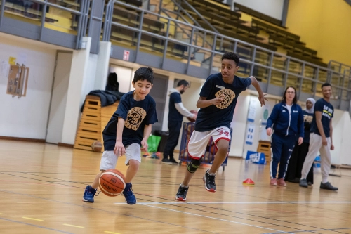 FotograFia-sport-basket-svenskbasket-ungdomar-utbildning-coach