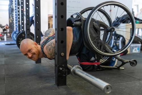 FotograFia-sport-gym-rullstol-ntc-martenlilja-funktionsnedsattning